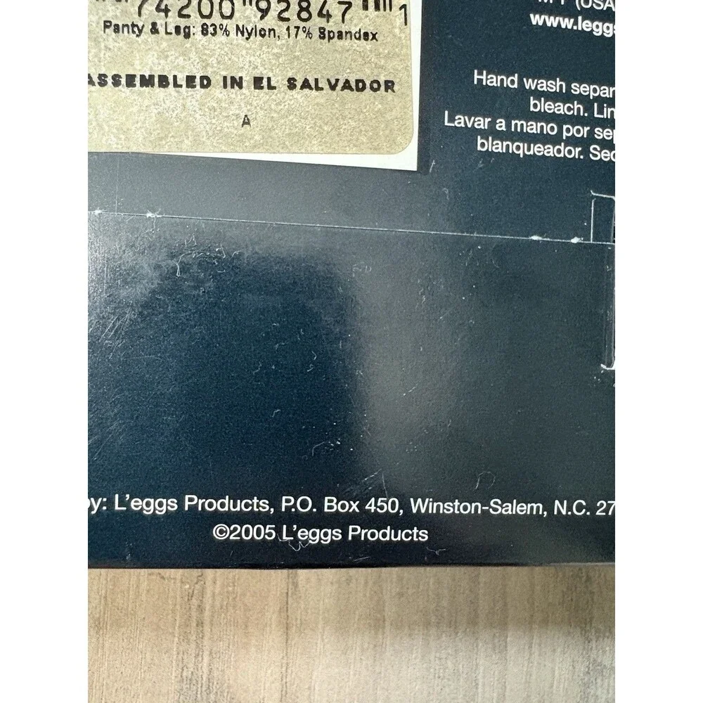 L'Eggs Silken Mist Luxury Collection Size B Pantyhose Lace Waistband  NIB Black